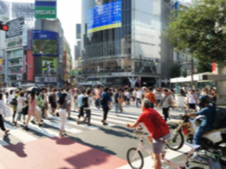 ぼやけて見える